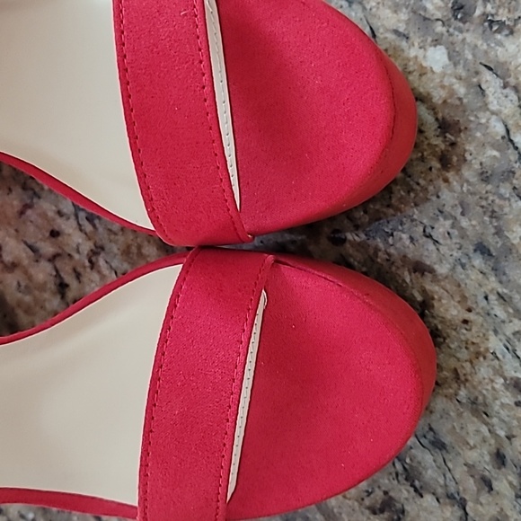 6" Heele Red sandals for women - Picture 4 of 9